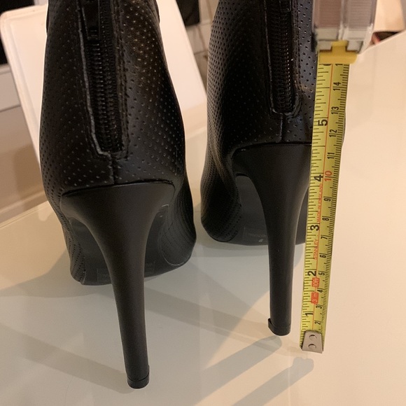 Qupid booties - size 7.5 - Picture 3 of 8